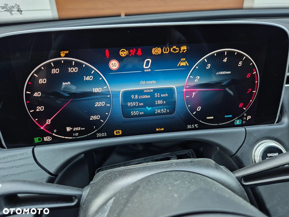 Mercedes-Benz Klasa E 450 mHEV 4-Matic AMG 9G-Tronic - 27