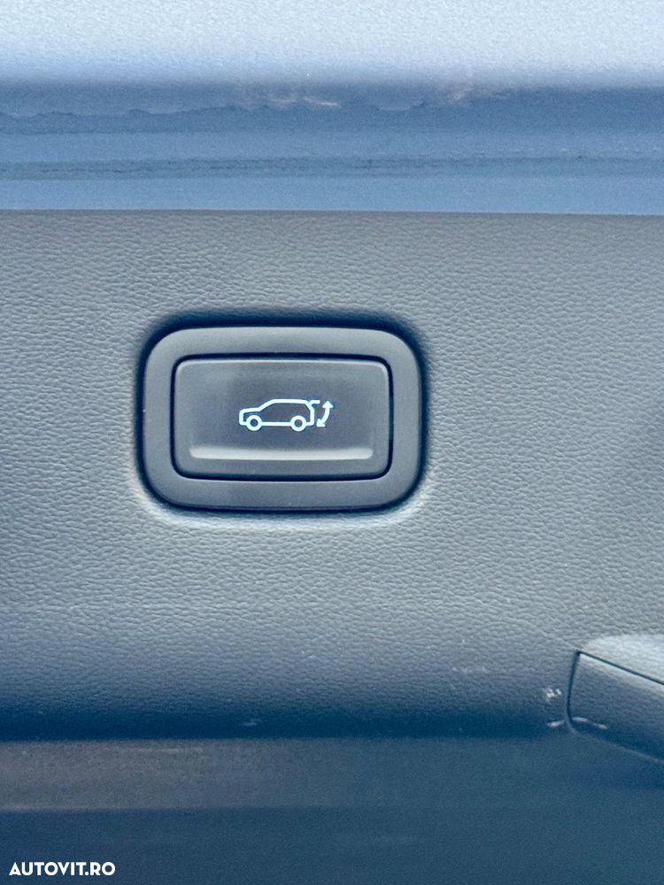 Hyundai KONA BEV 204 CP 64.8 kWh Luxury - 12