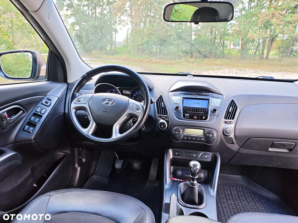 Hyundai Tucson blue 1.7 CRDi 2WD Style - 29