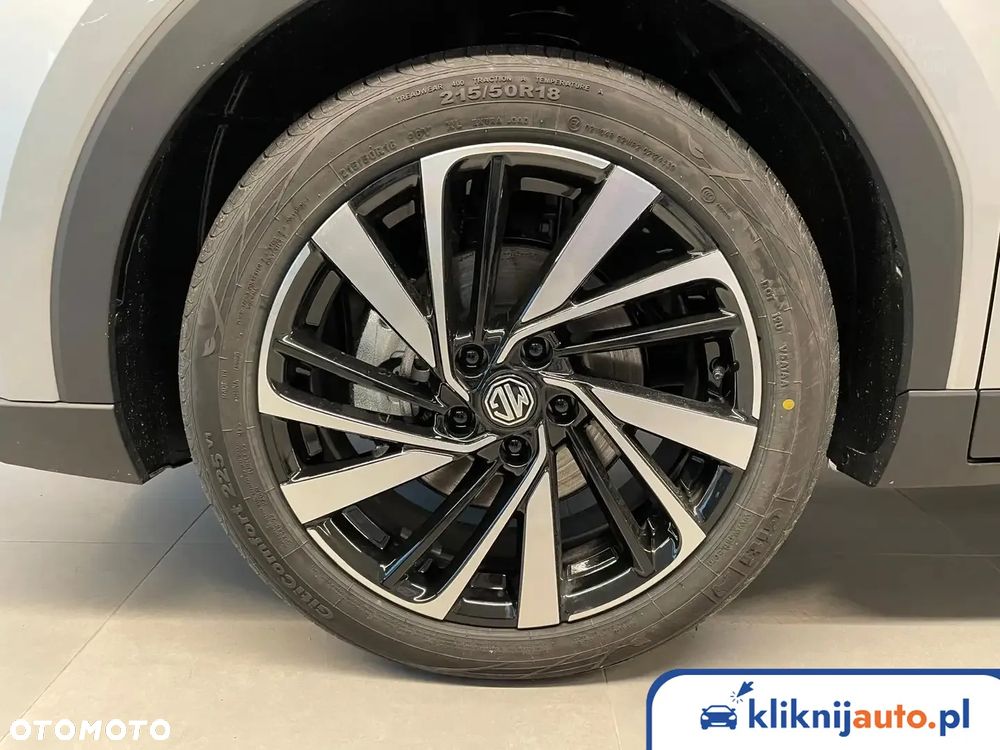 MG ZS 1.5 HEV+ Exclusive - 6