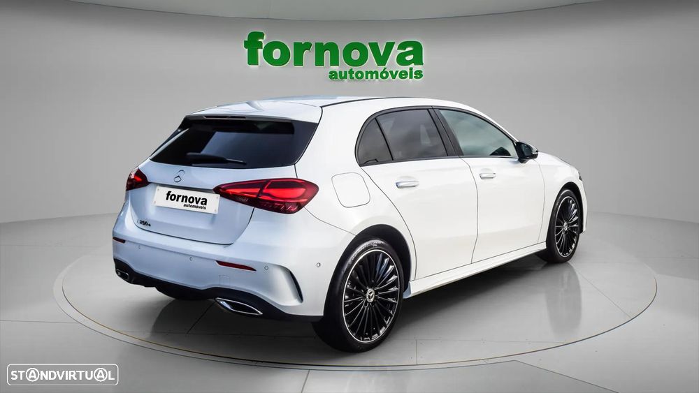 Mercedes-Benz A 250 e - 5