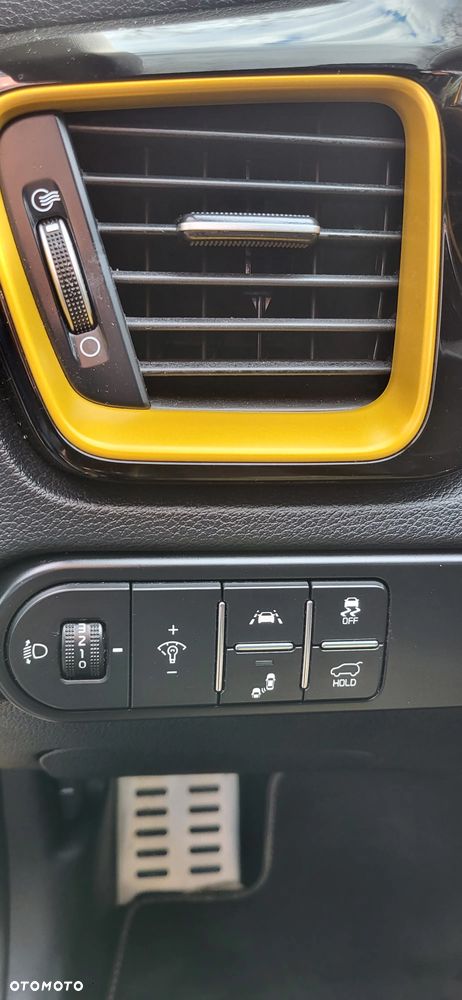 Kia XCeed 1.6 T-GDI L Business Line DCT - 17