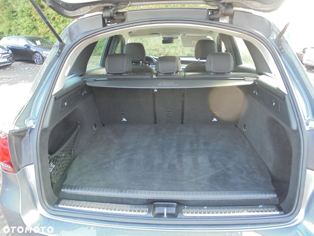 Mercedes-Benz GLC 300 de 4Matic 9G-TRONIC - 40