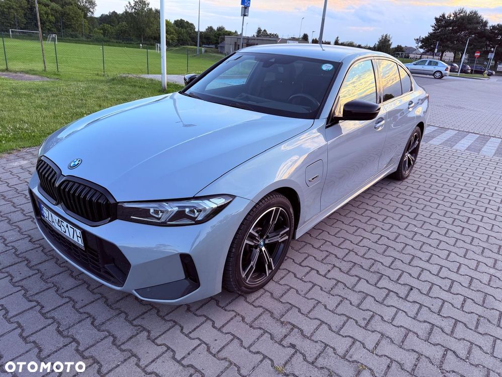 BMW Seria 3 320e PHEV M Sport - 3