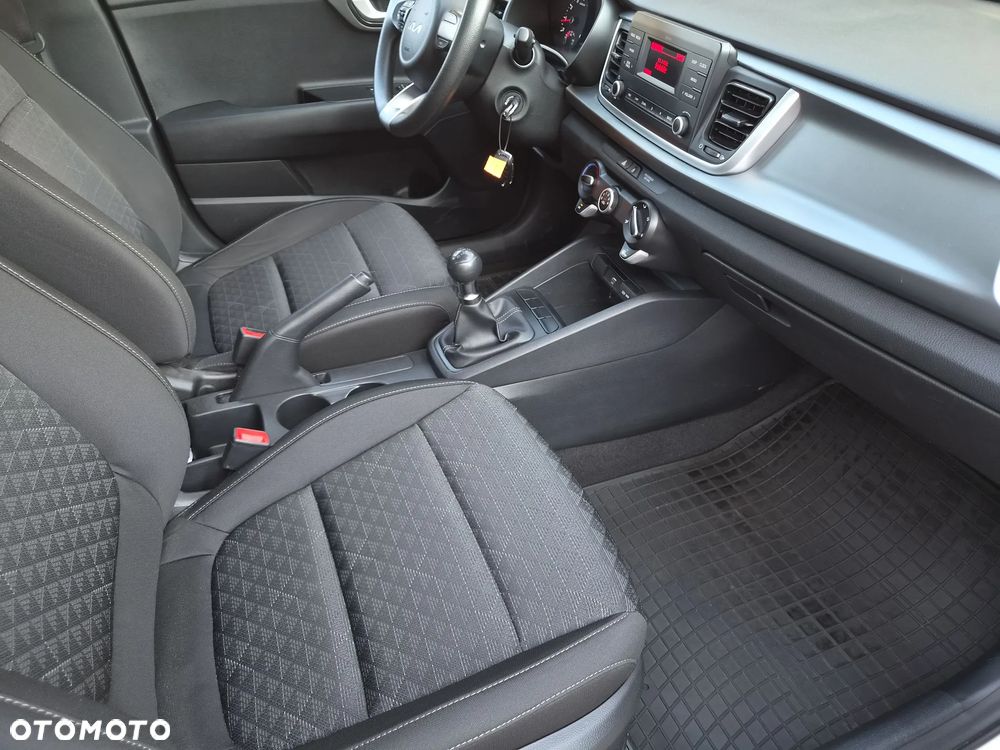 Kia Rio 1.2 M - 20