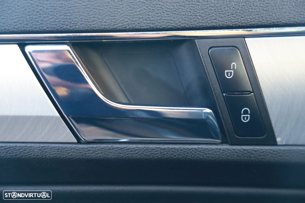 Mercedes-Benz E 250 CDi Avantgarde BlueEfficiency Auto - 15