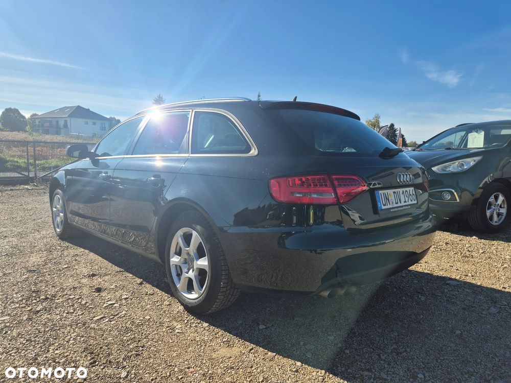 Audi A4 Avant - 4