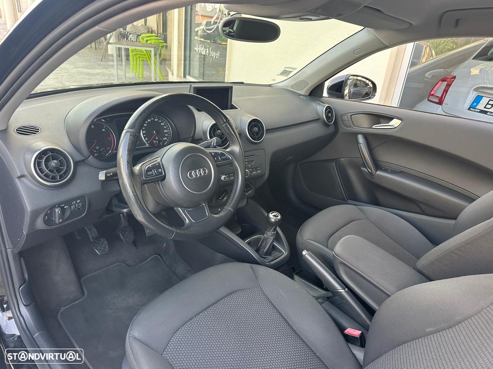 Audi A1 1.6 TDI Attraction - 19