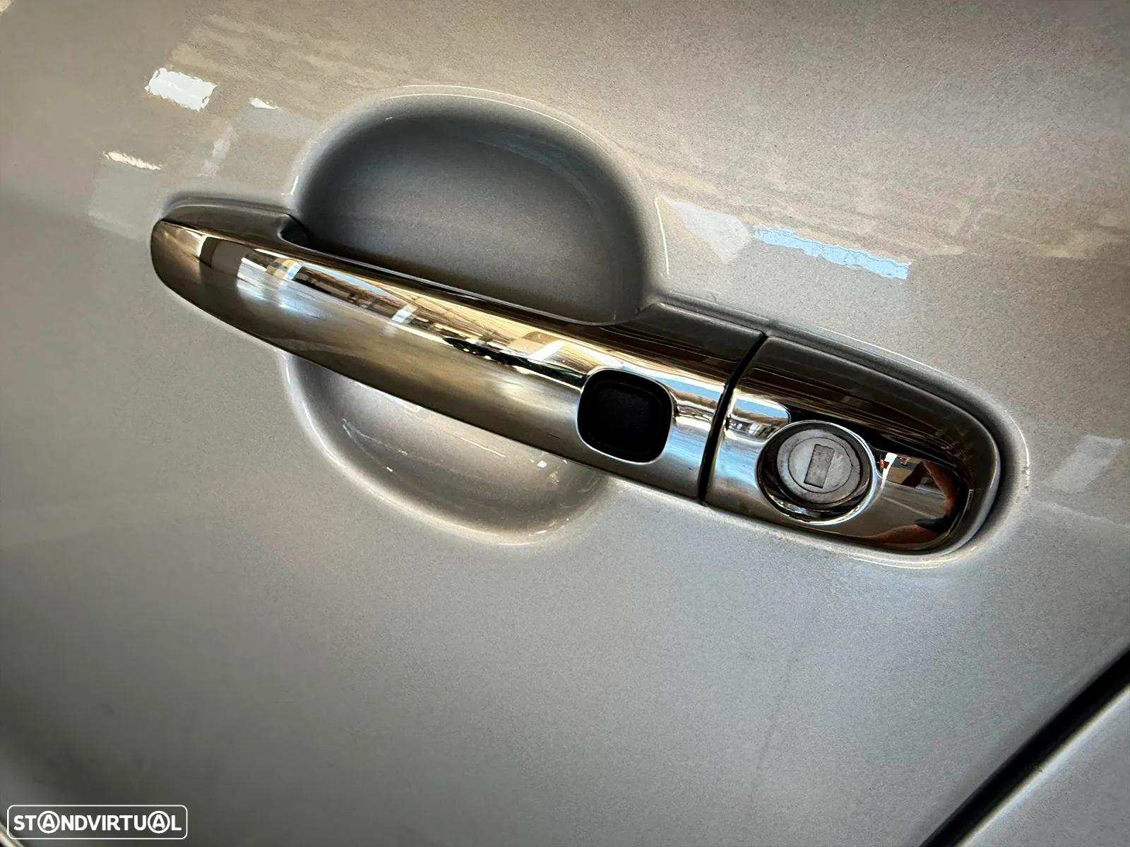 Peugeot 108 Top! 1.2 VTi Allure - 16