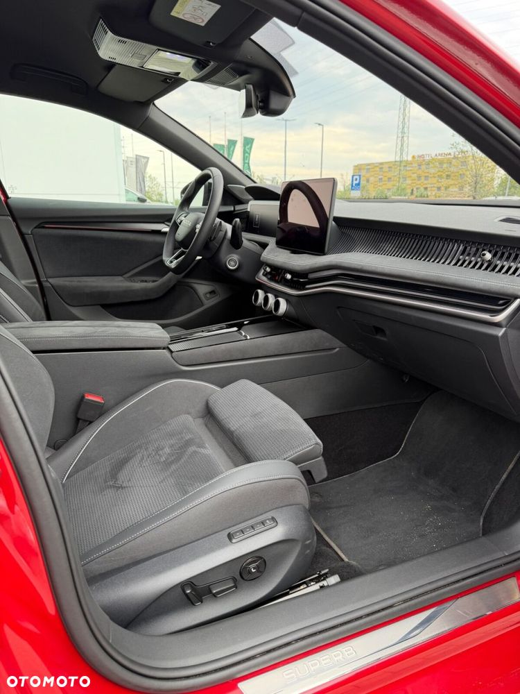 Skoda Superb 2.0 TSI Sportline DSG - 23