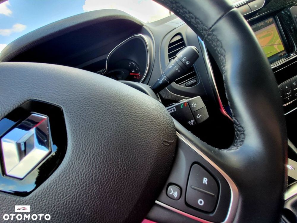 Renault Captur - 23