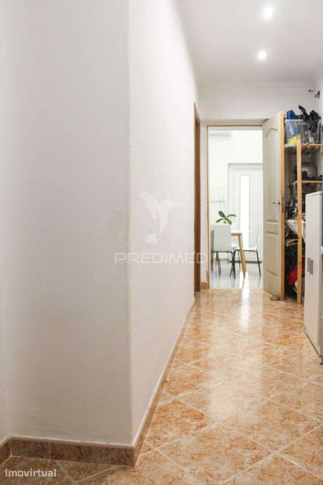 Terreno Urbano 511 m² com Moradia T2 (antigo T1) – Excelente oportu... - Grande imagem: 3/25