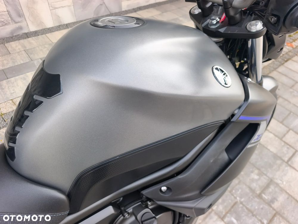 Yamaha XJ - 15