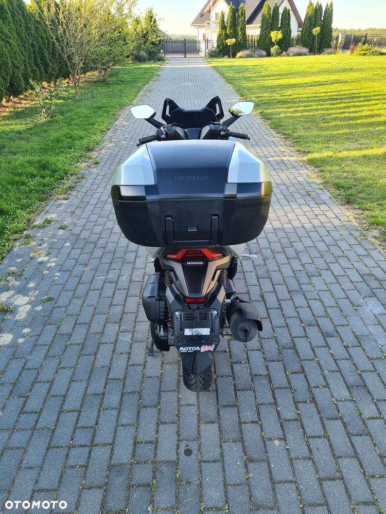 Honda NSS - 4
