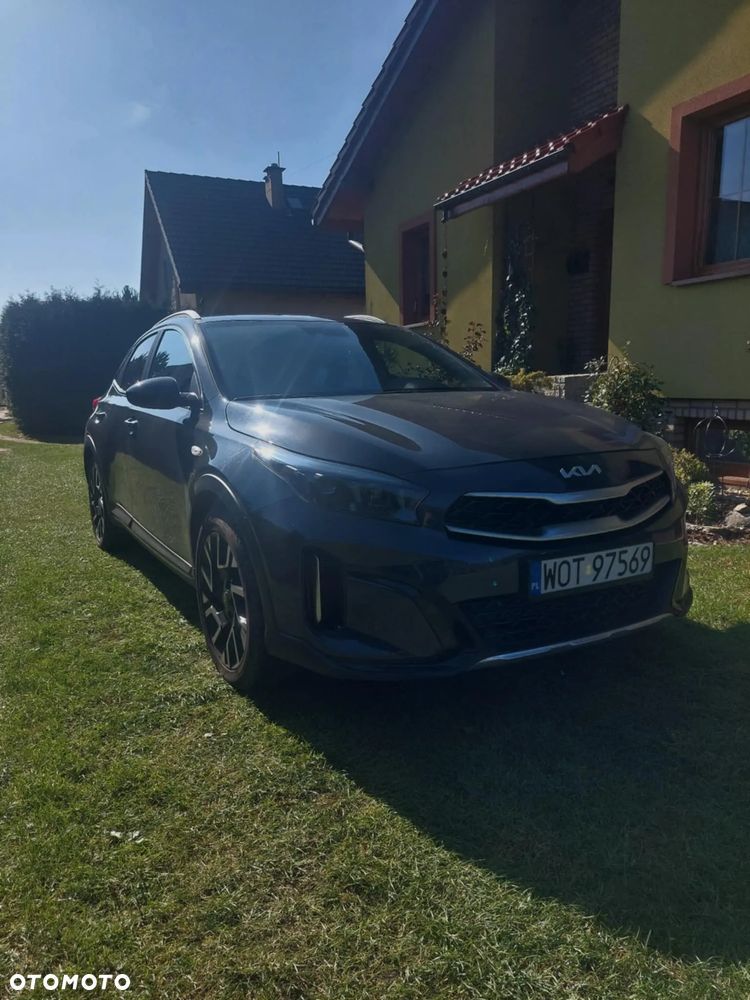 Kia XCeed 1.5 T-GDI M - 2