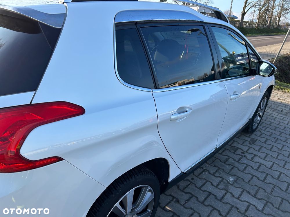 Peugeot 2008 - 11