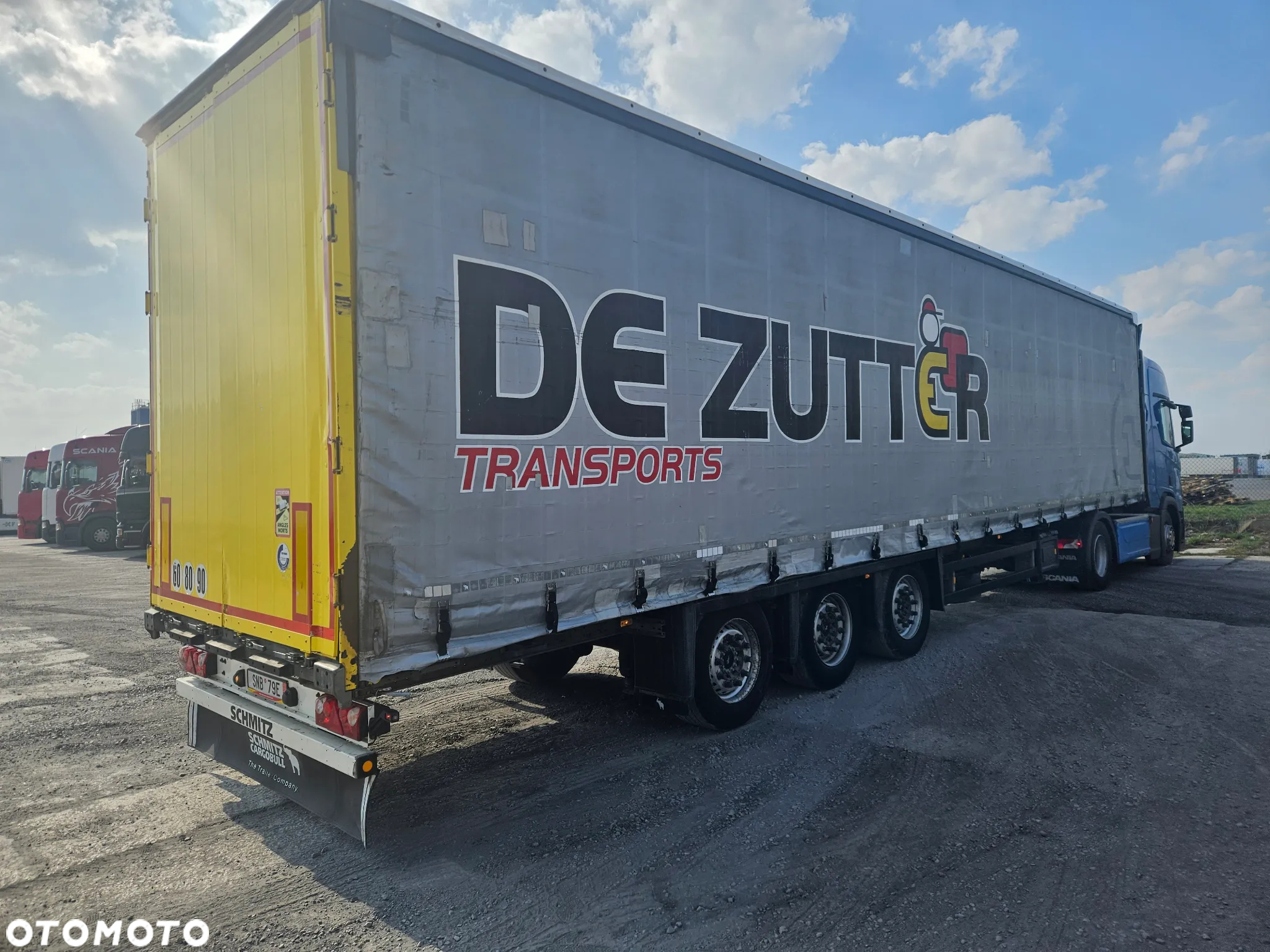 Schmitz Cargobull Varios super stan nowy dach - 4