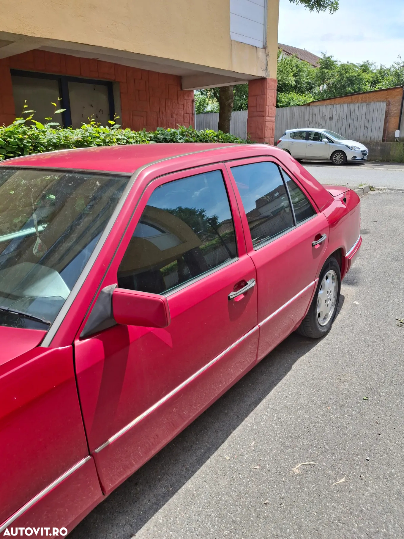 Mercedes-Benz W124 - 25