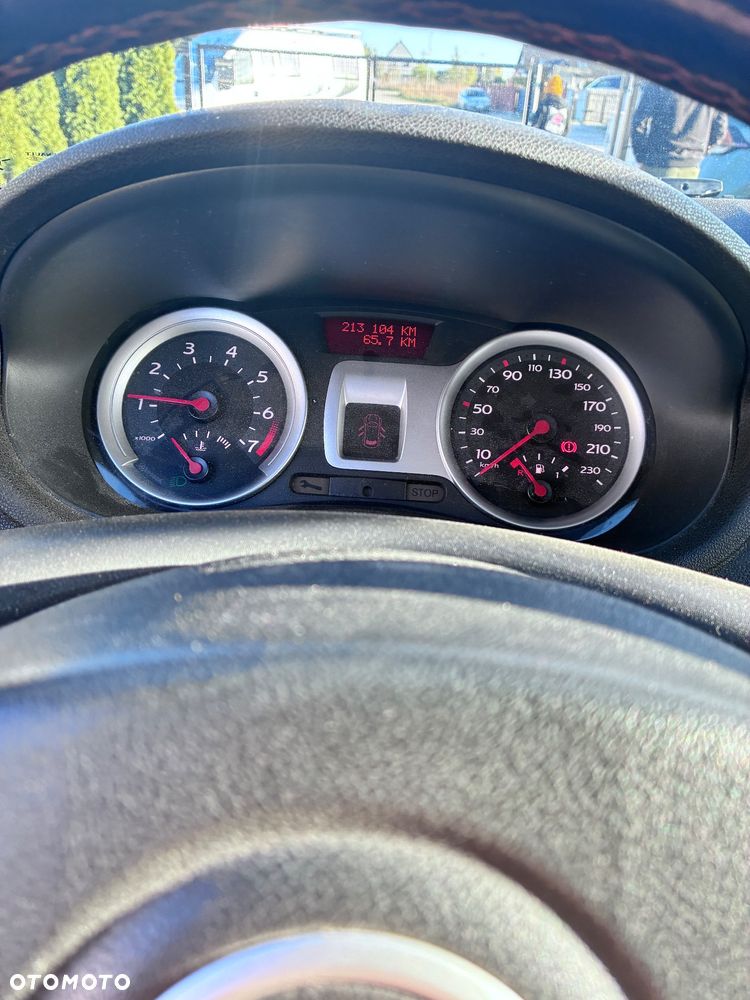 Renault Clio 1.2 TCE Authentique - 10