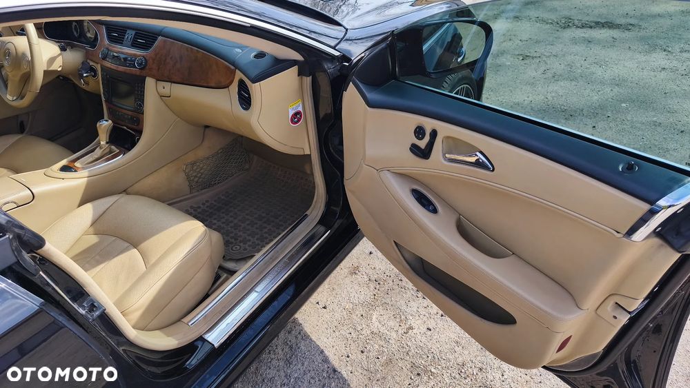 Mercedes-Benz CLS 320 CDI - 25