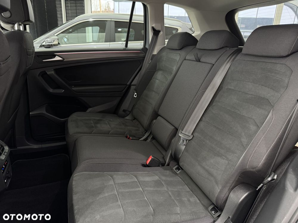 Volkswagen Tiguan Allspace - 13