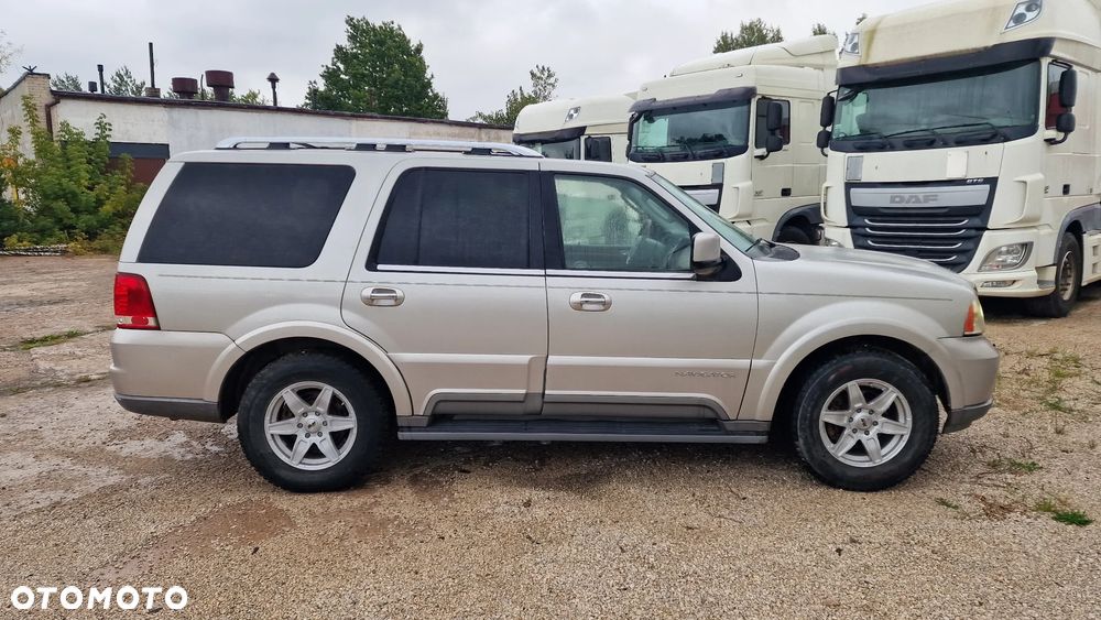 Lincoln Navigator - 33
