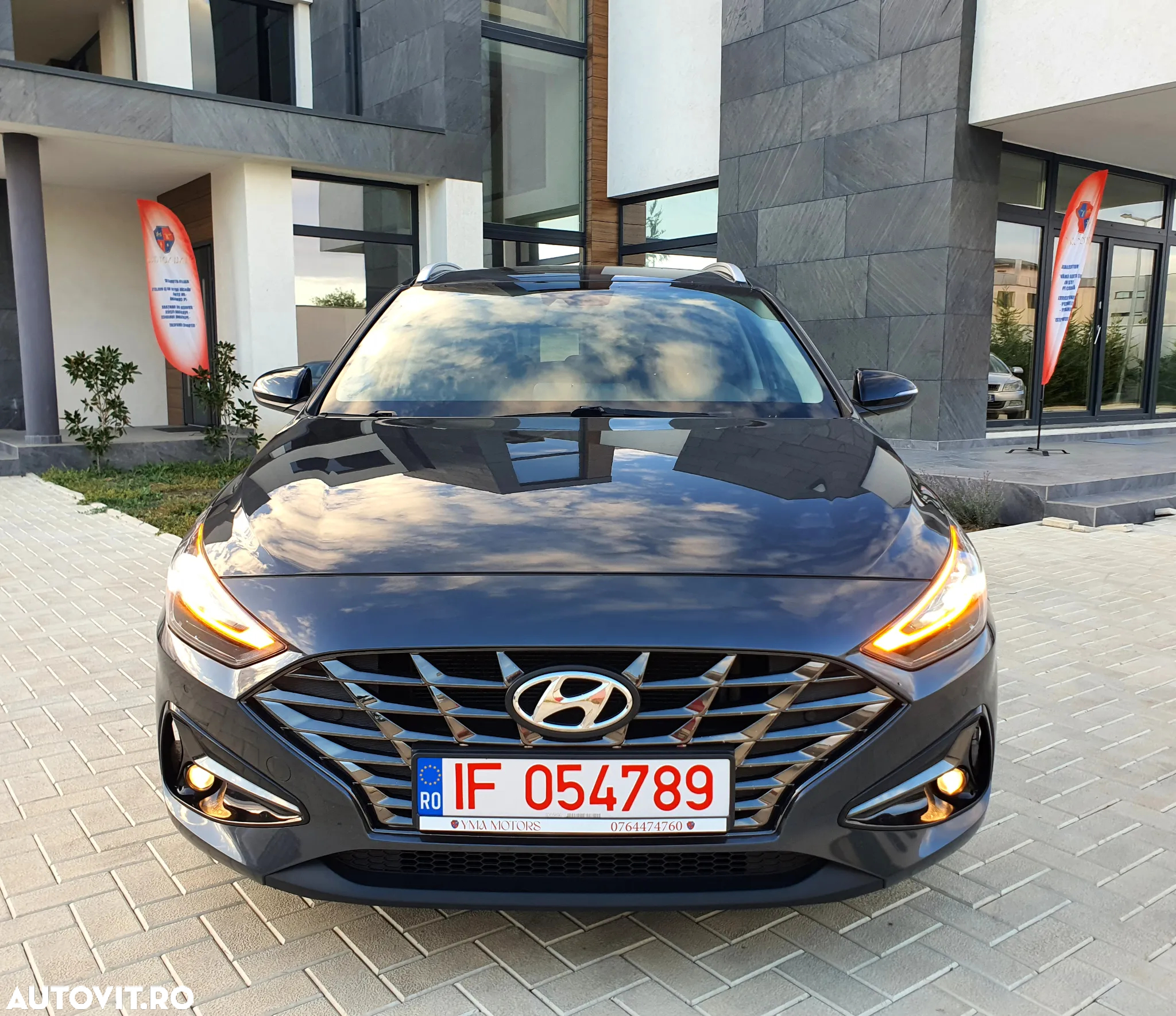 Hyundai i30 Kombi 1.6 CRDI DCT Intro - 2