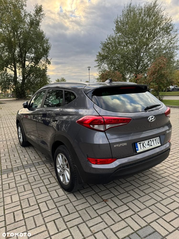 Hyundai Tucson 1.6 GDI BlueDrive Comfort 2WD - 18