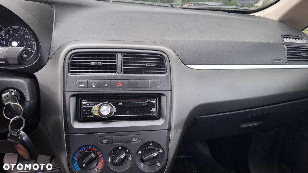 Fiat Grande Punto 1.2 8V Active - 4