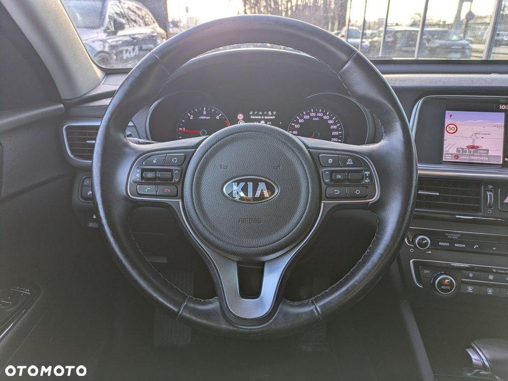 Kia Optima 1.7 CRDI XL DCT - 22