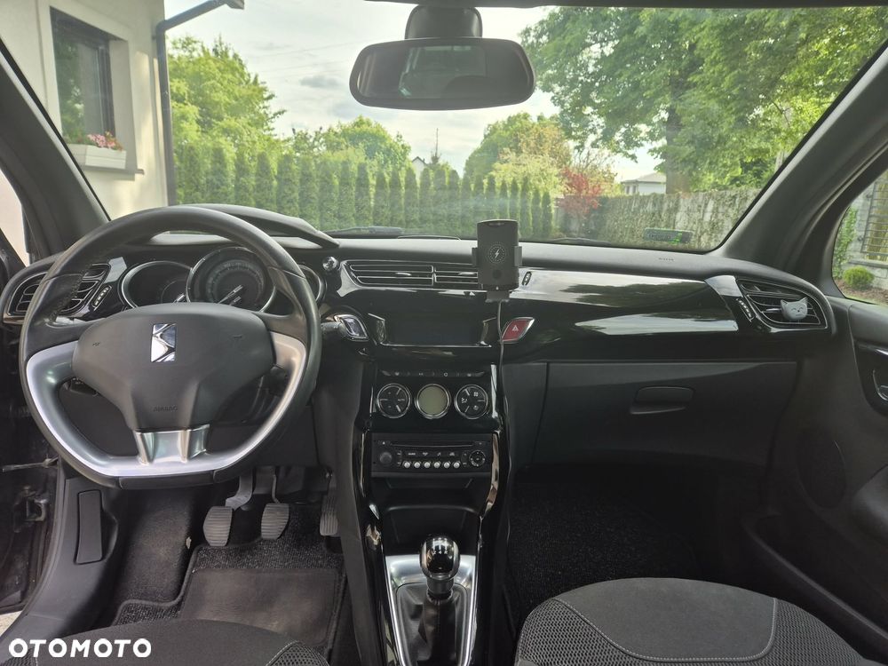 Citroën DS3 1.6 HDi SoChic - 3