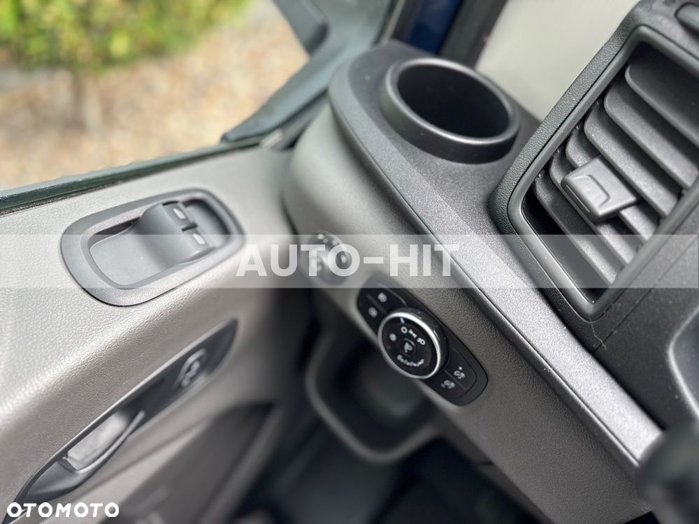 Ford Transit - 27