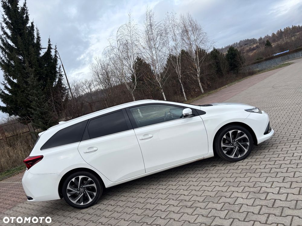 Toyota Auris 1.6 D-4D Comfort - 10