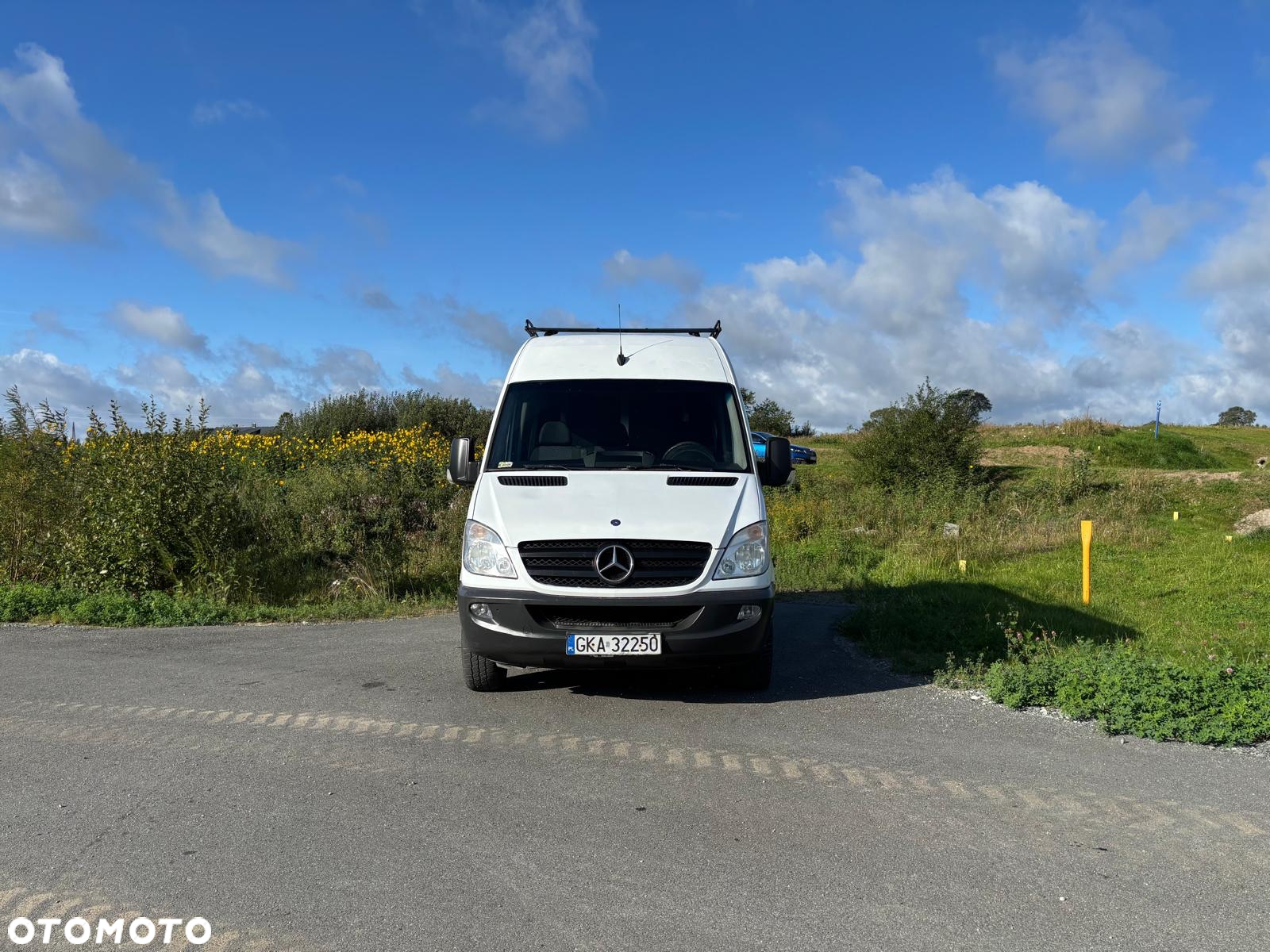 Mercedes-Benz SPRINTER - 2