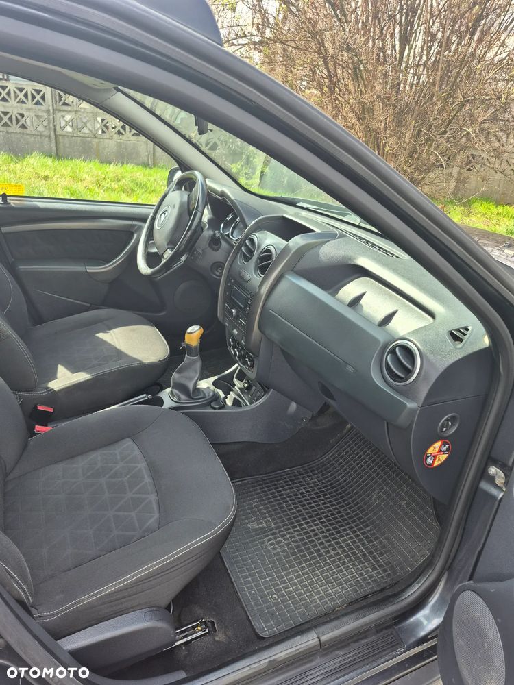 Dacia Duster 1.6 - 13