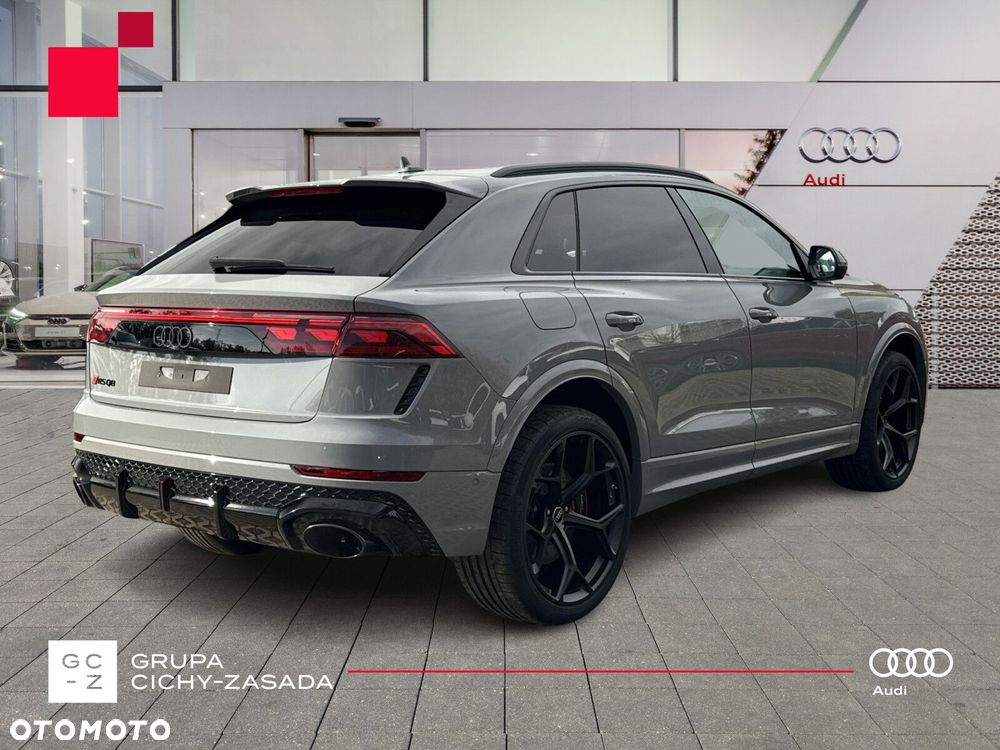 Audi RS Q8 - 5