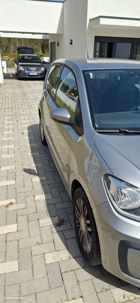 VW Up! 1.0 Move - 4