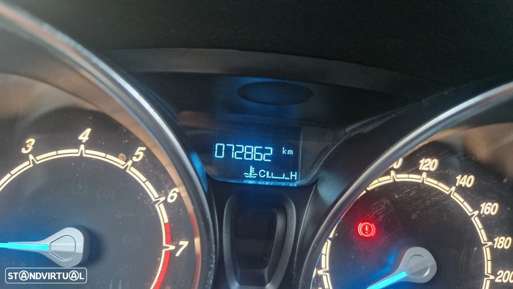 Ford Tourneo Courier 1.0 EcoBoost Titanium - 17