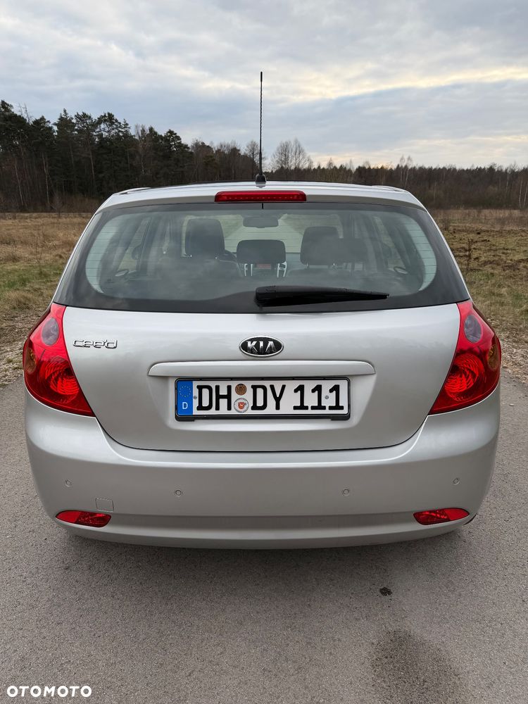 Kia Ceed 2.0 CVVT Spirit - 5