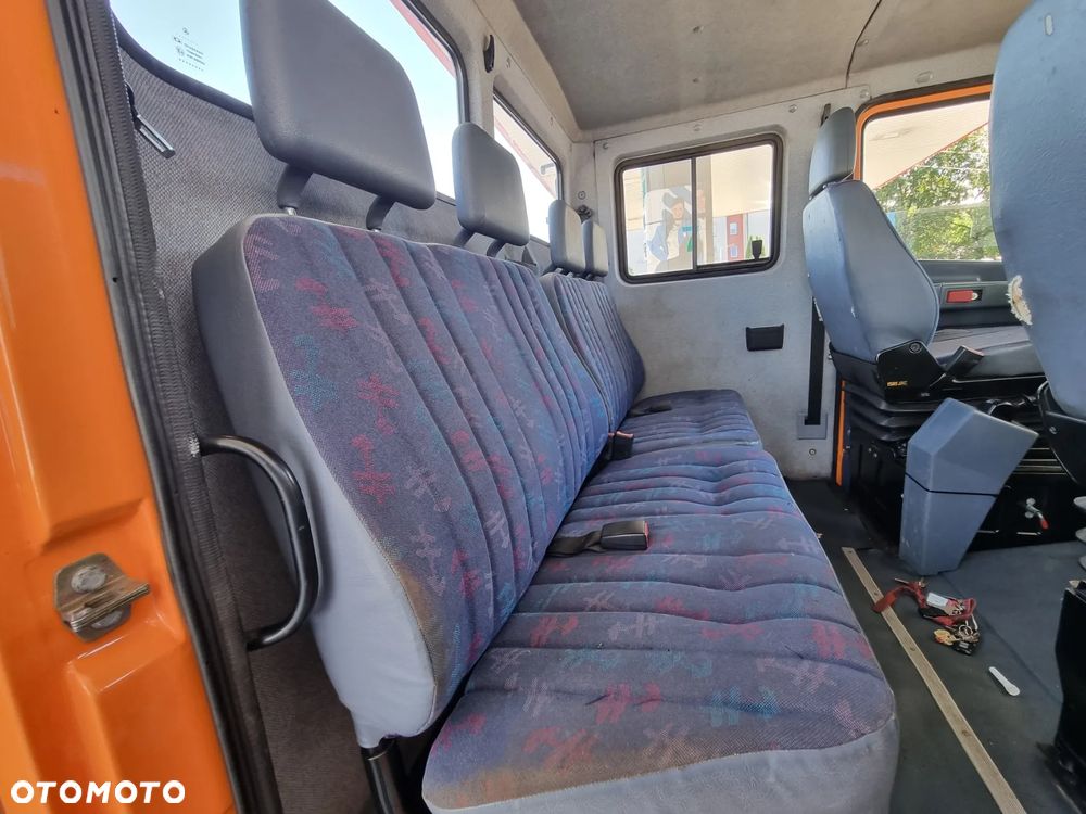 Mercedes-Benz 612 vario - 12
