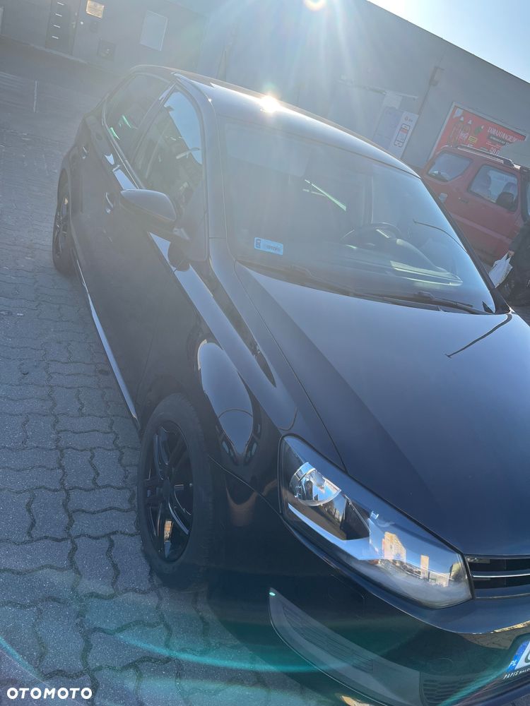Volkswagen Polo 1.4 FSI Comfortline - 5