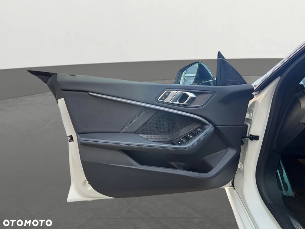 BMW Seria 2 220i M Sport - 29