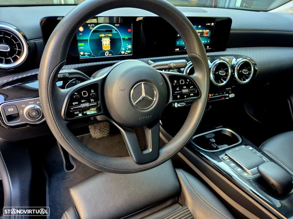 Mercedes-Benz CLA 250 e Shooting Brake Progressive — fotografia 31