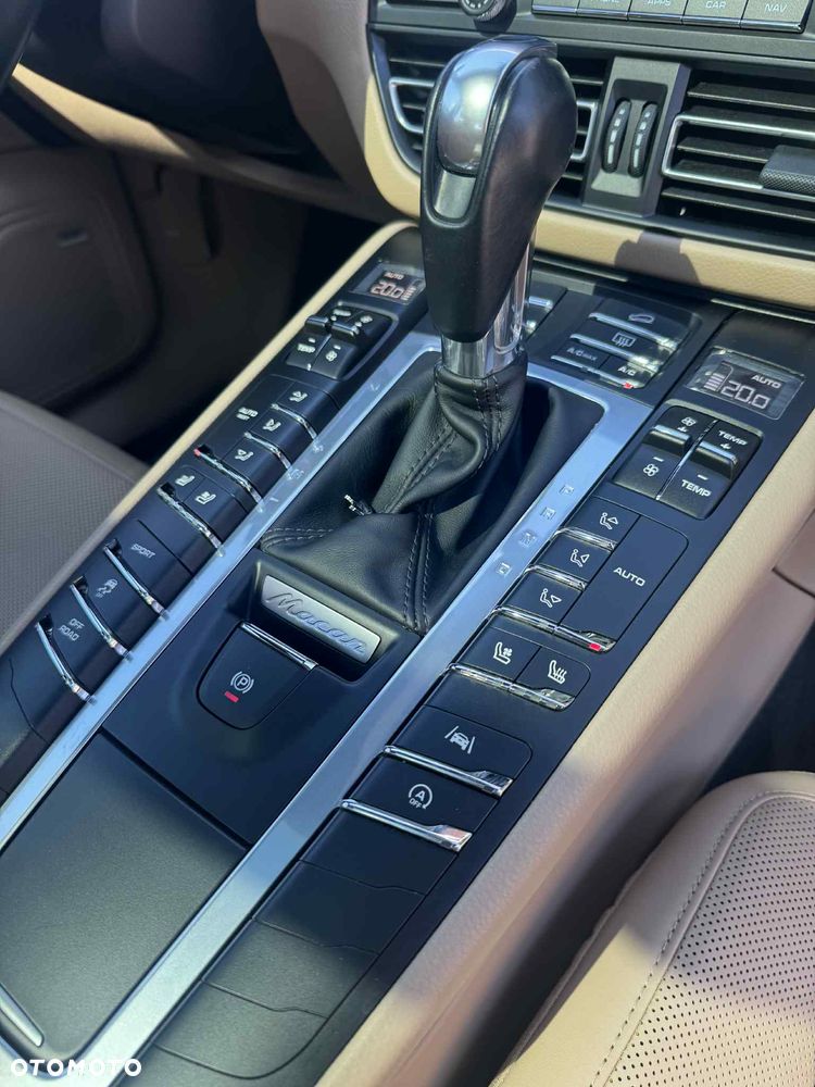 Porsche Macan PDK - 10