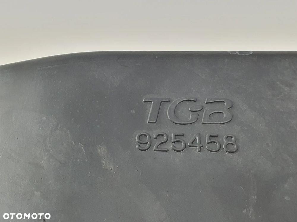 RURA DOLOT ODPOWIETRZENIE KANAL  TGB BLADE 550 - 9