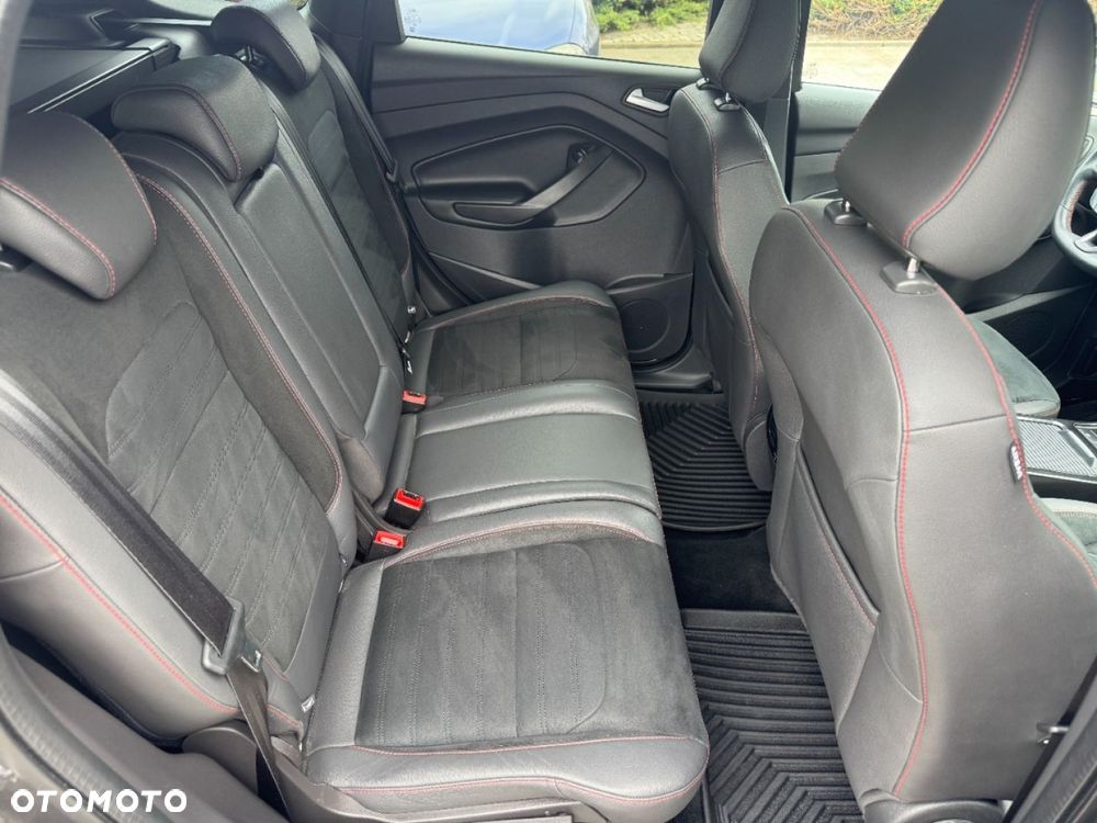 Ford Kuga - 24