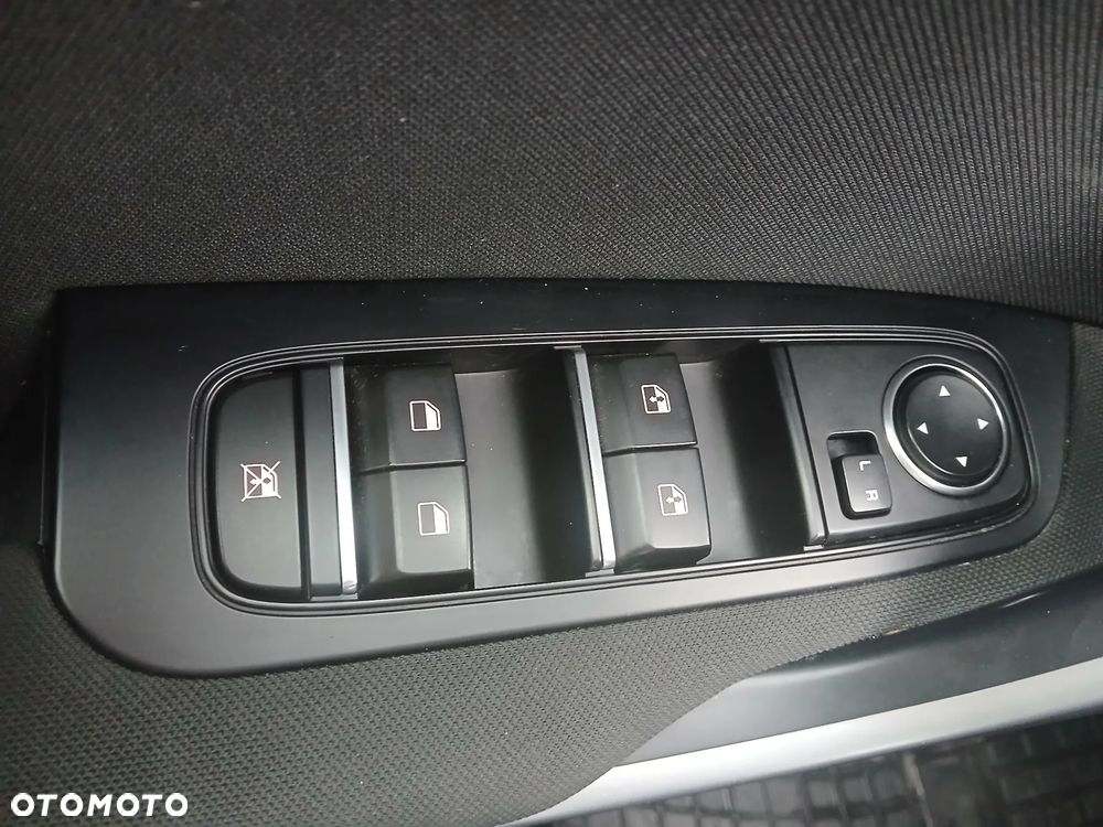 Kia Ceed 1.5 T-GDI M - 13