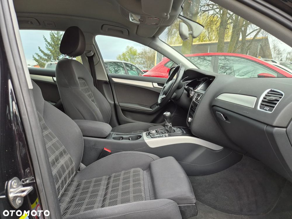 Audi A4 Avant 2.0 TDI DPF Ambiente - 15