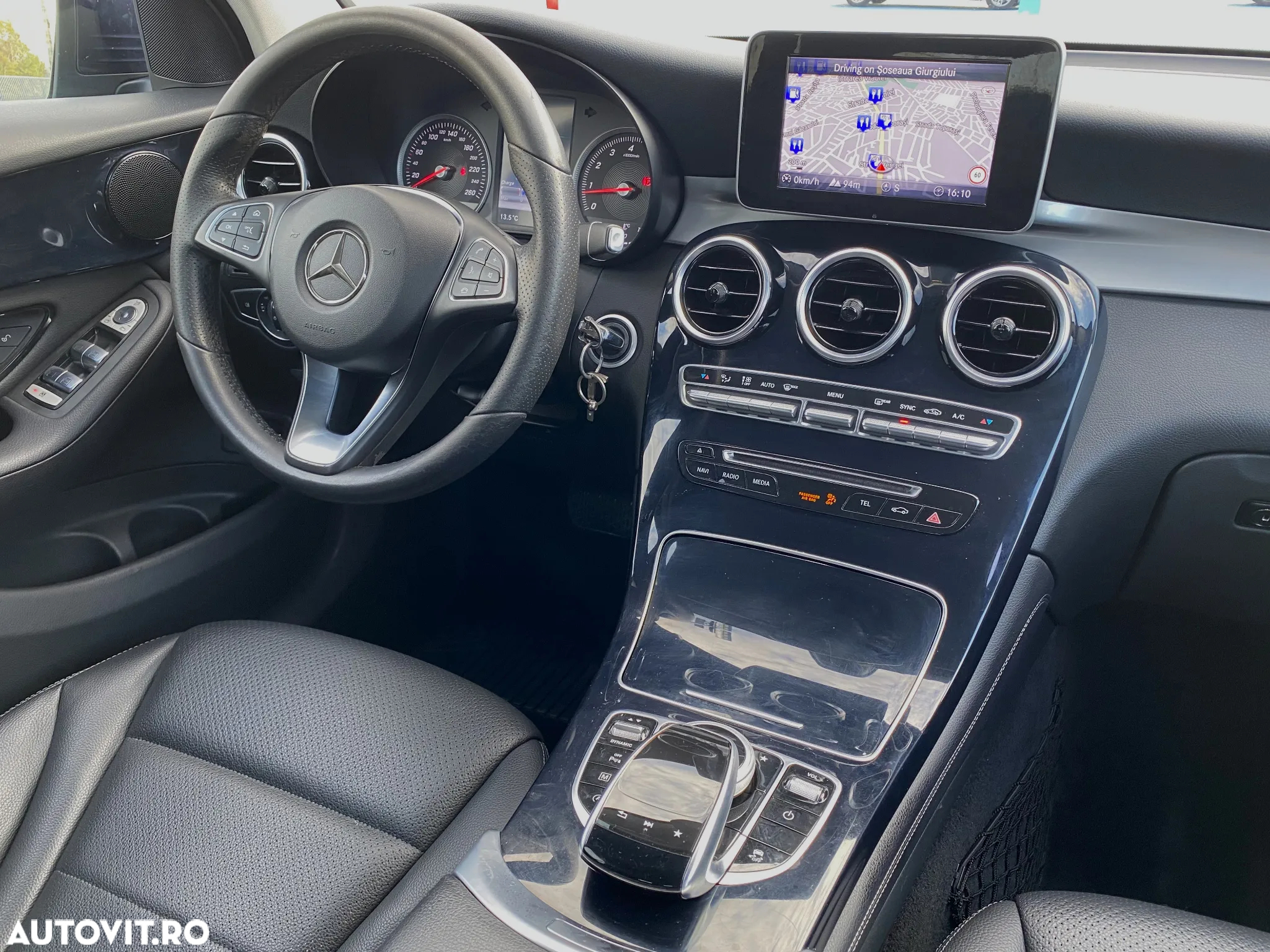 Mercedes-Benz GLC 250 4MATIC - 9