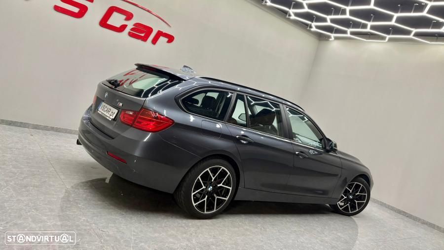 BMW 318 d xDrive Line Sport - 30
